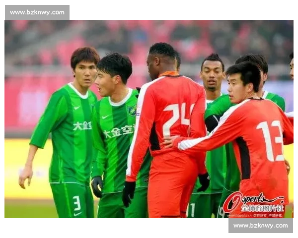 杭州绿城迎战青岛中能激战赛场争夺关键联赛积分走势焦点对决引发关注 杭州绿城迎战青岛中能激战赛场争夺关键联赛积分走势焦点对决引发关注