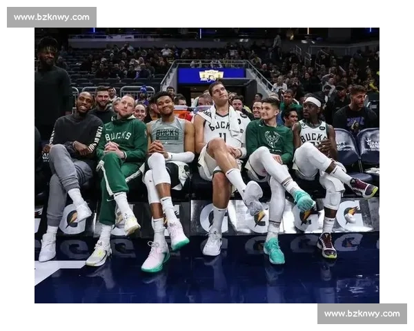 詹姆斯领衔湖人强碰字母哥雄鹿焦点之战引爆联盟关注全场瞩目夜